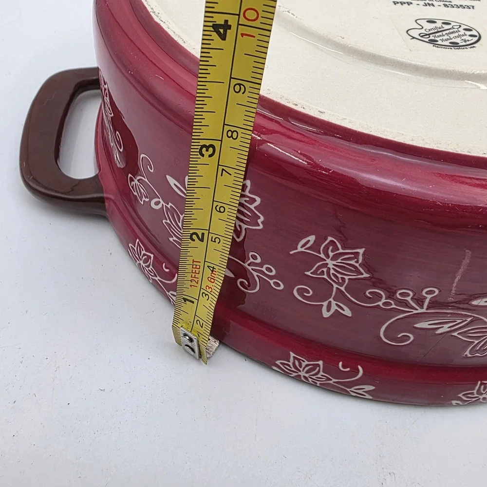 Temp-tations Floral Lace 2.0 QT Round Baker with Glass Lid Cranberry Purple O1